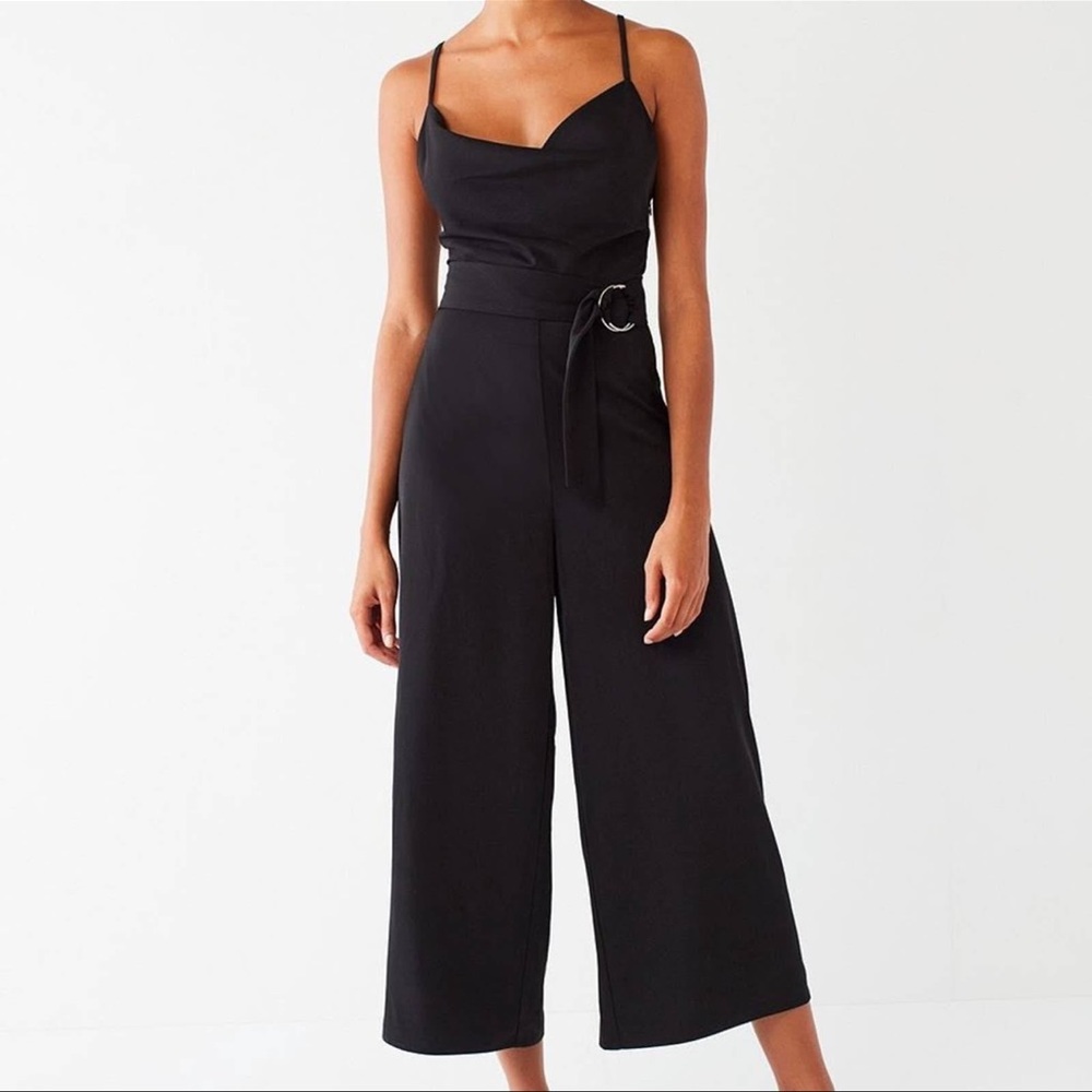 NWOT Urban Outfitters Black Cowl Neck O-Ring Belt Cropped Jumpsuit